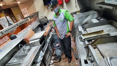 Relining Wakiki! Photo